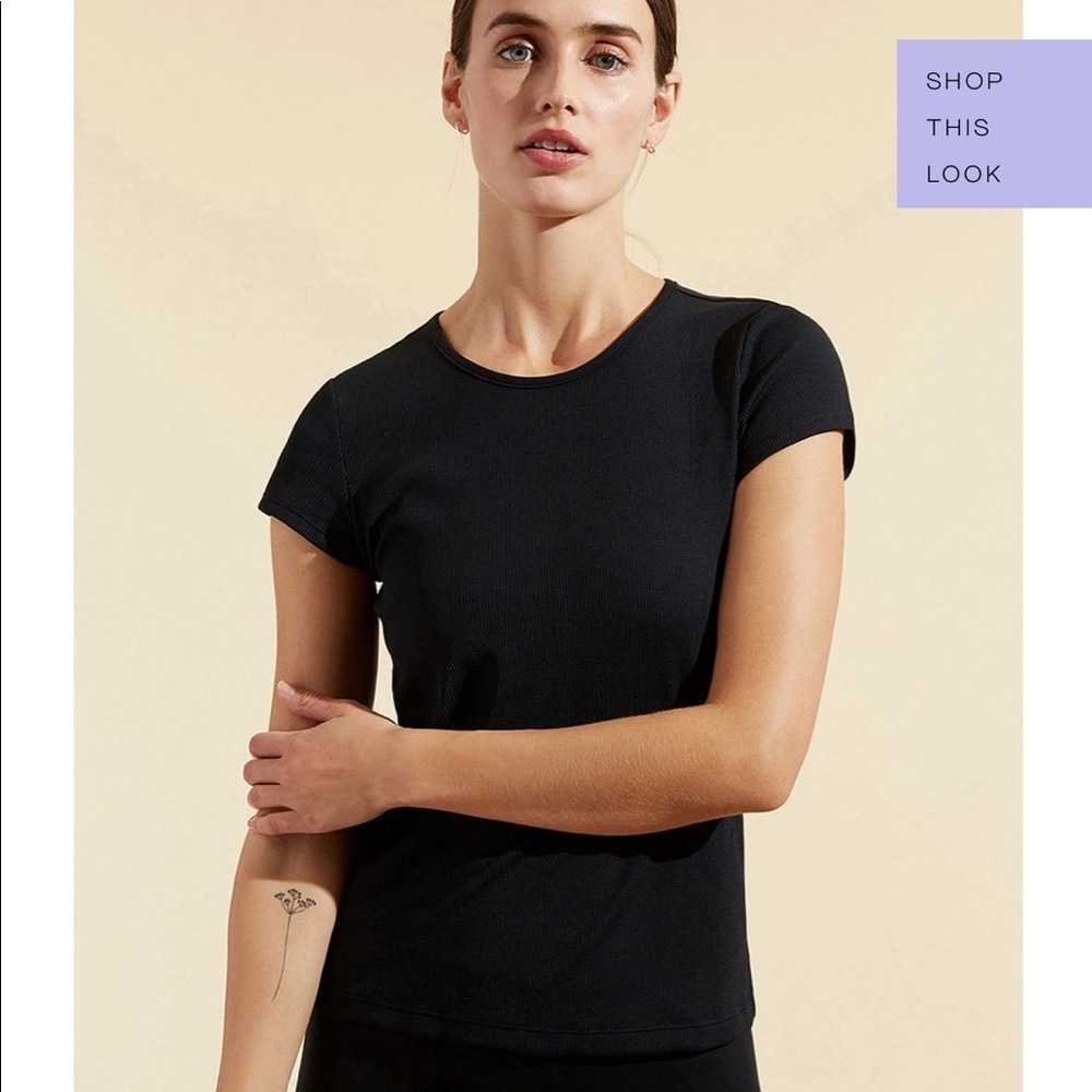 NWOT Bandier All-Access Session Tee - Black